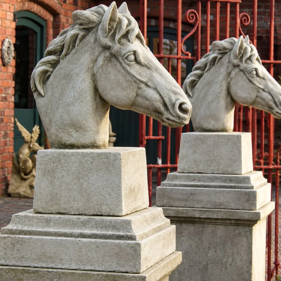 Horse's Head Gate Pier Finial